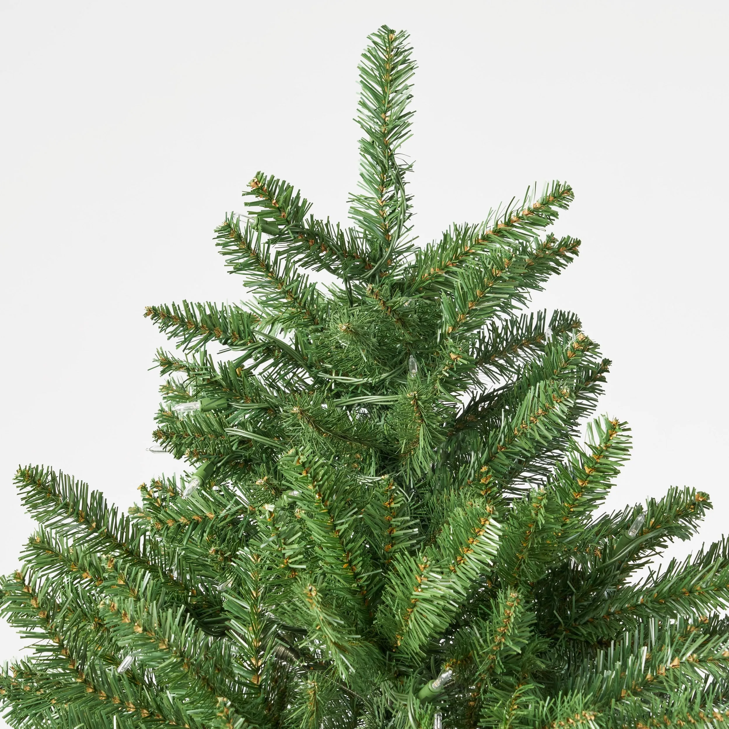 7.5-foot Norway Spruce Pre-Lit Clear LED Hinged Artificial Christmas Tree - NH051113