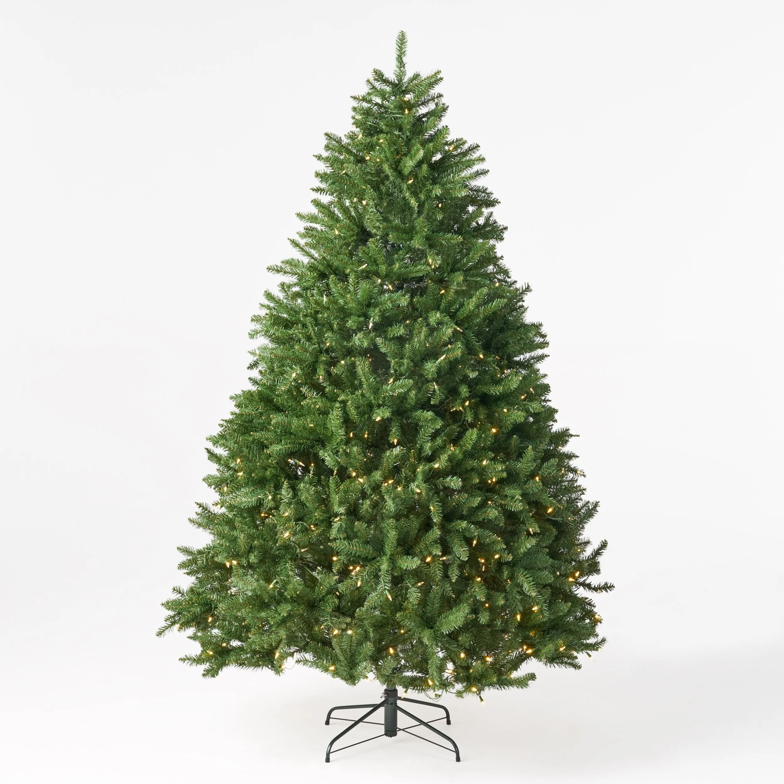 7.5-foot Norway Spruce Pre-Lit Clear LED Hinged Artificial Christmas Tree - NH051113