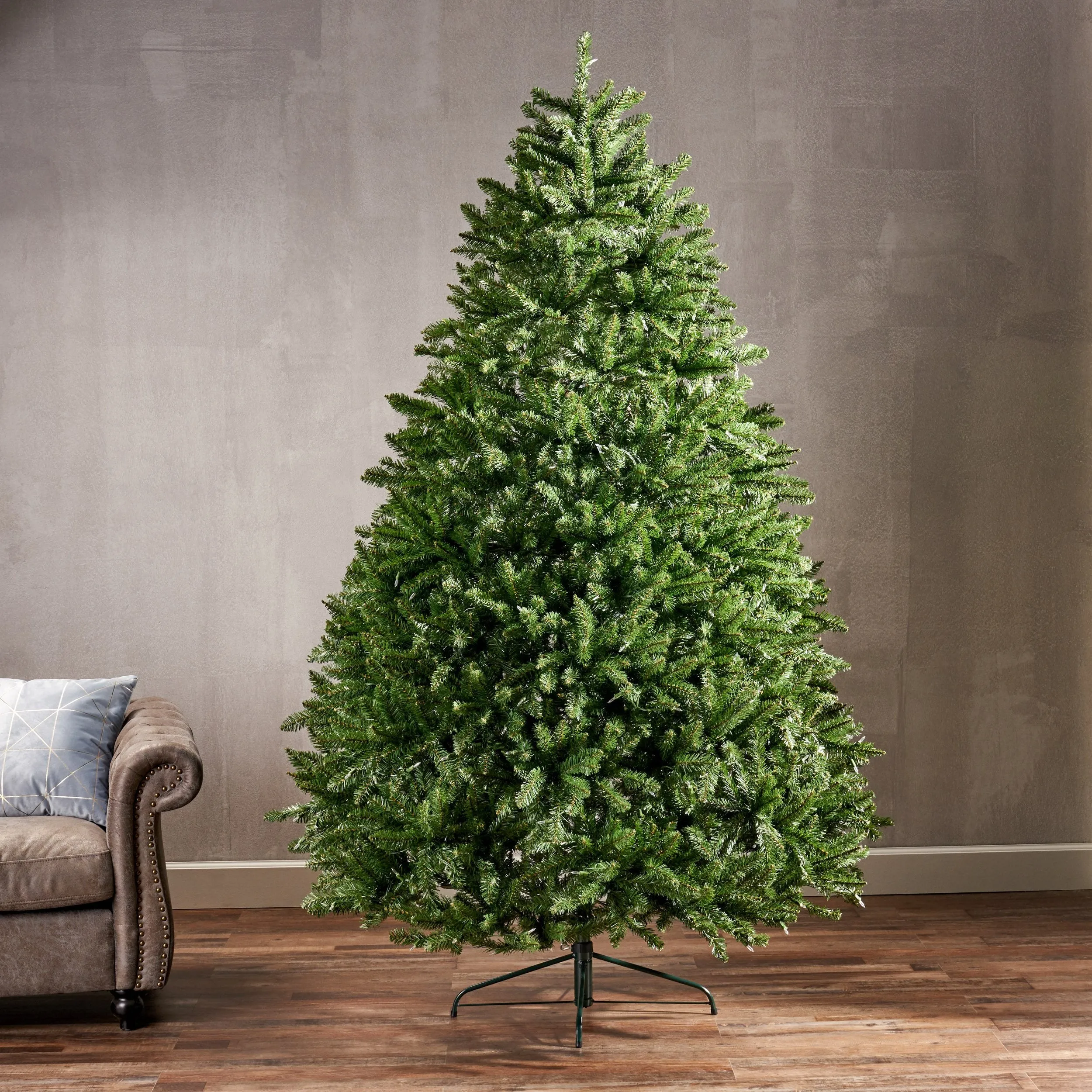 7.5-foot Norway Spruce Pre-Lit Clear LED Hinged Artificial Christmas Tree - NH051113