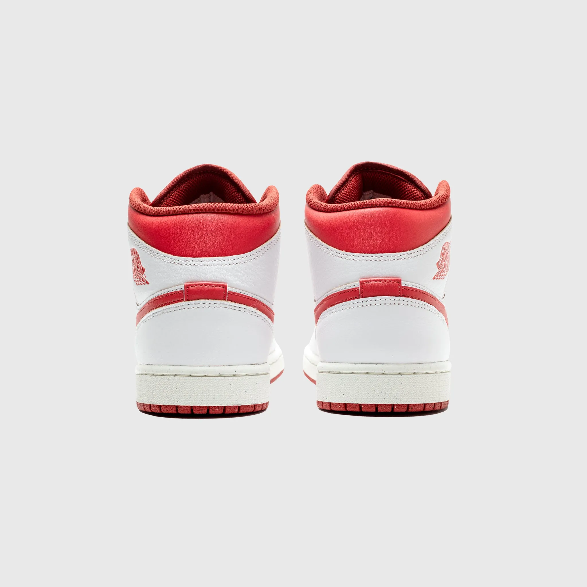 AIR JORDAN 1 MID SE "LOBSTER"