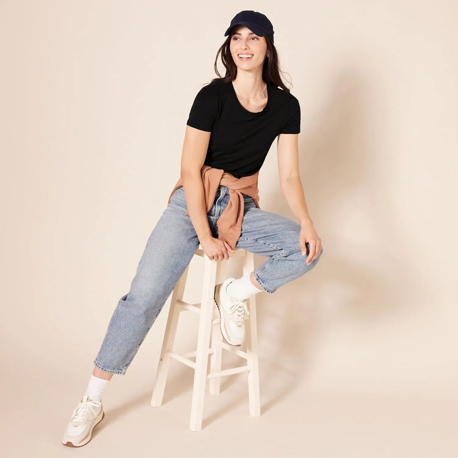 Amazon Essentials Women's Classic-Fit Short-Sleeve Crewneck T-Shirt, Multipacks