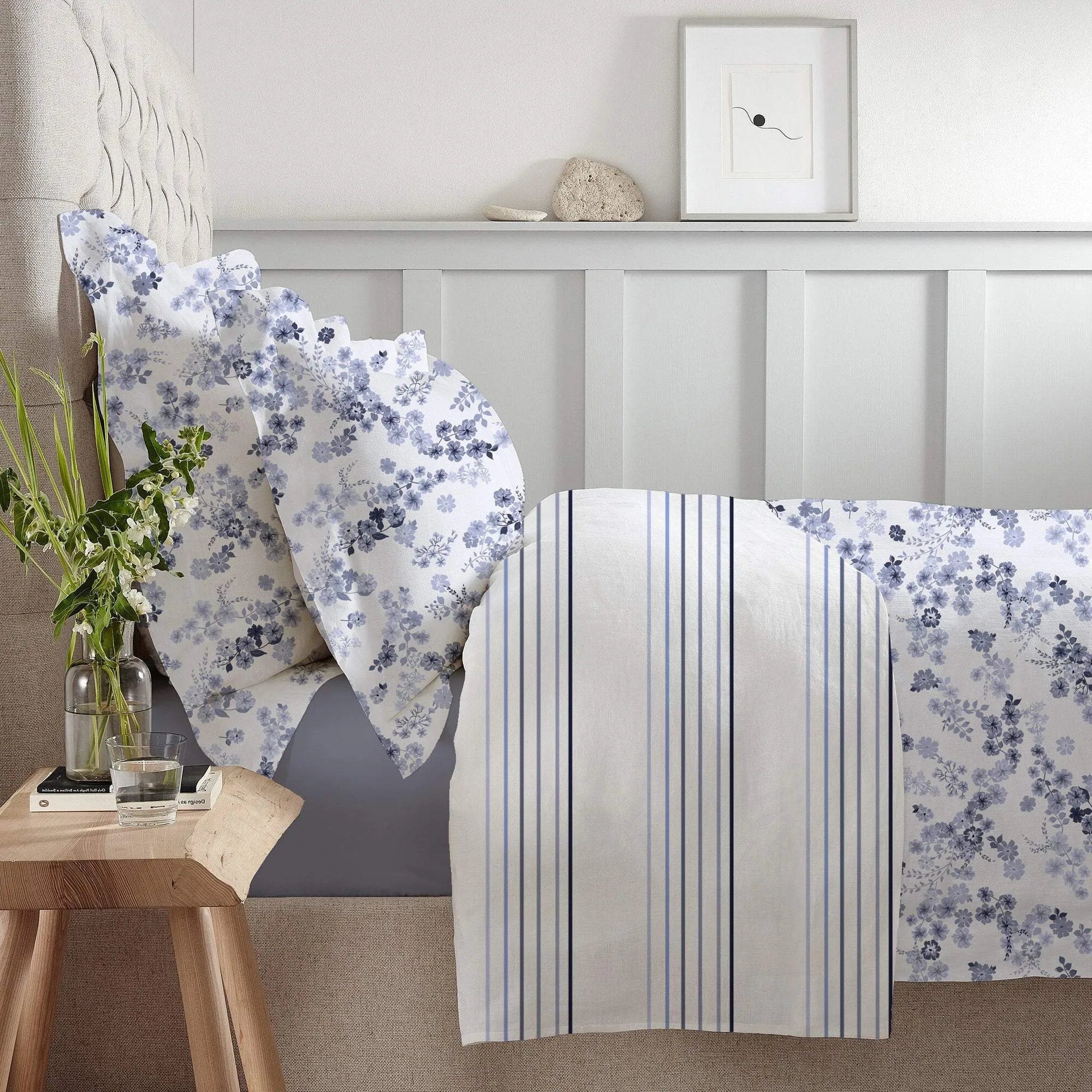 Box of dreams Combo Offer | 8PC Comforter set  - Blue Floral