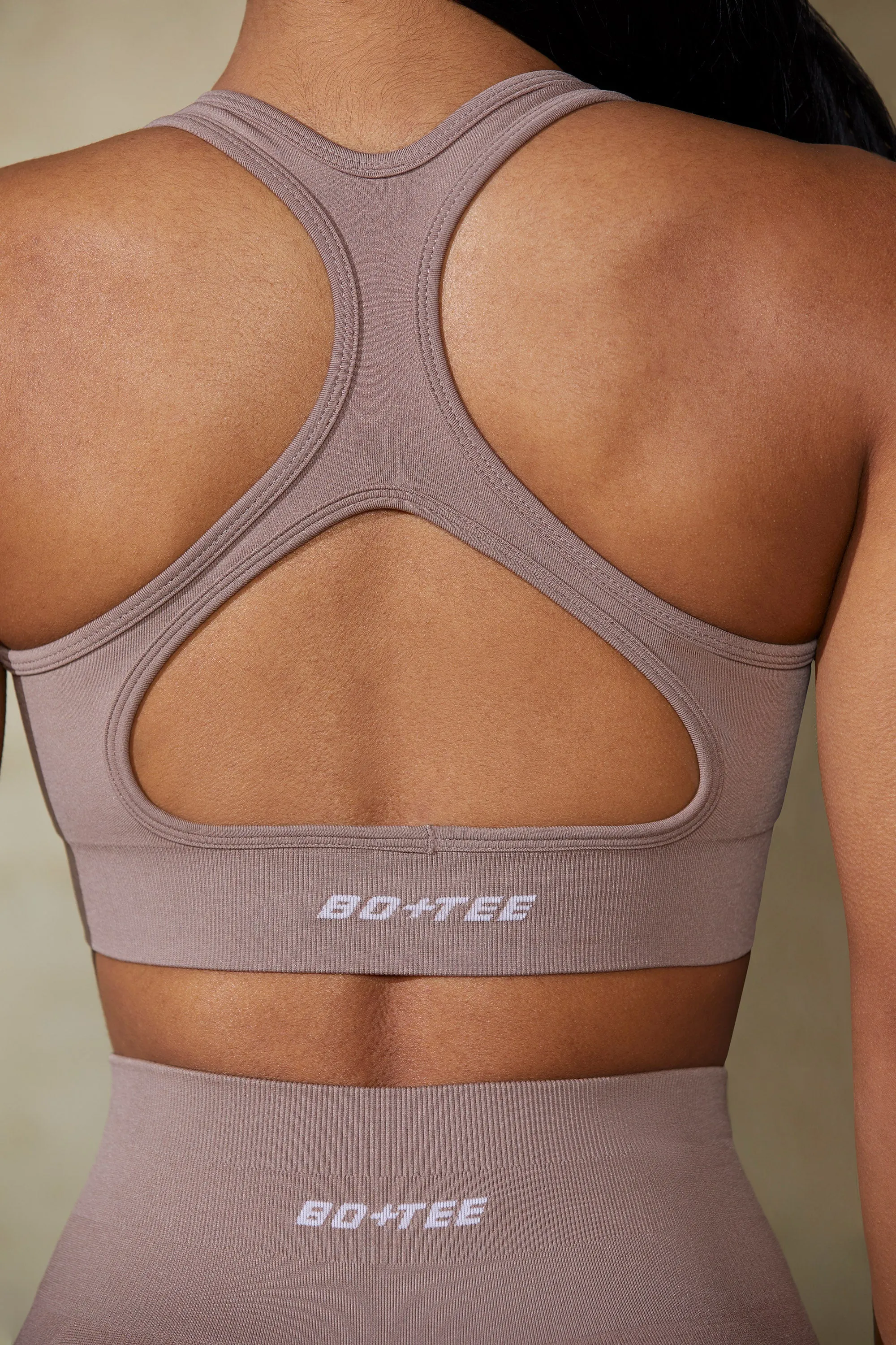 Cut Out Define Luxe Sports Bra in Mocha