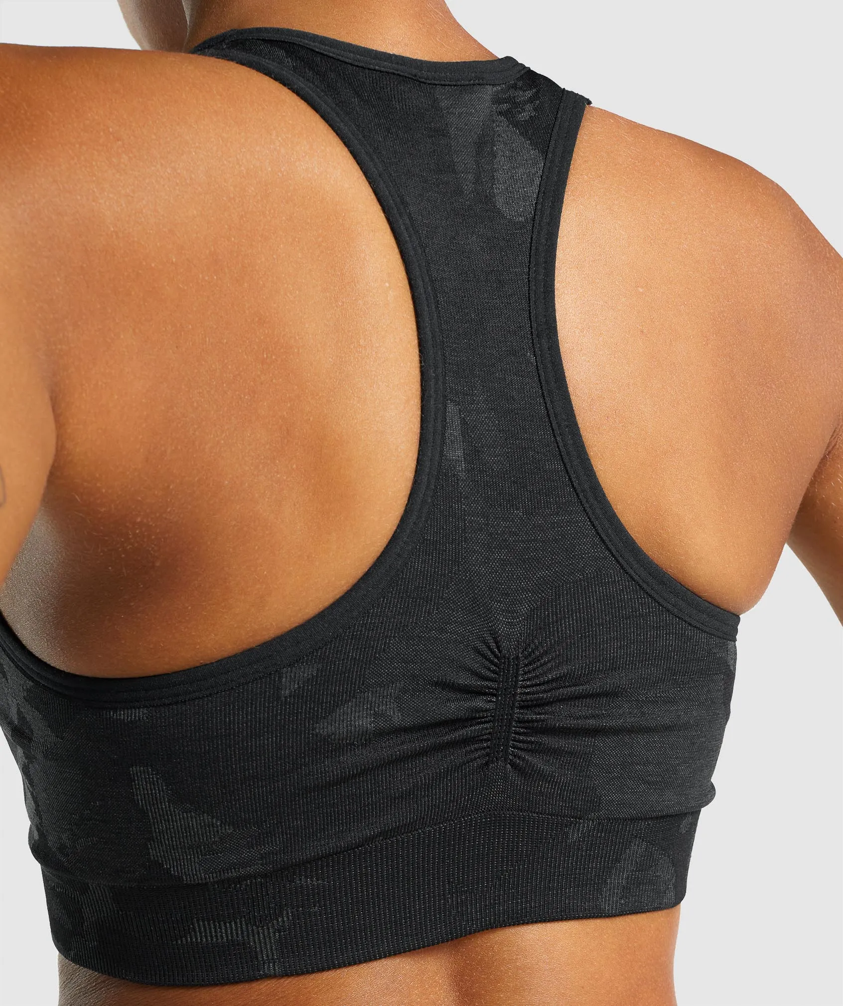 Gymshark Adapt Camo Seamless Racer Back Sports Bra - Savanna | Black