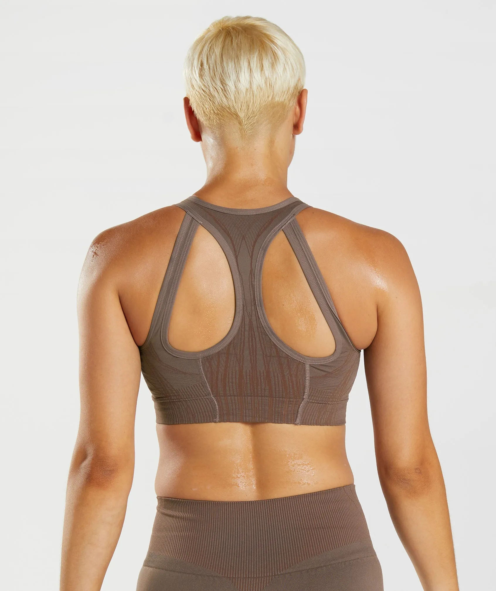Gymshark Apex Seamless Sports Bra - Truffle Brown/Cherry Brown