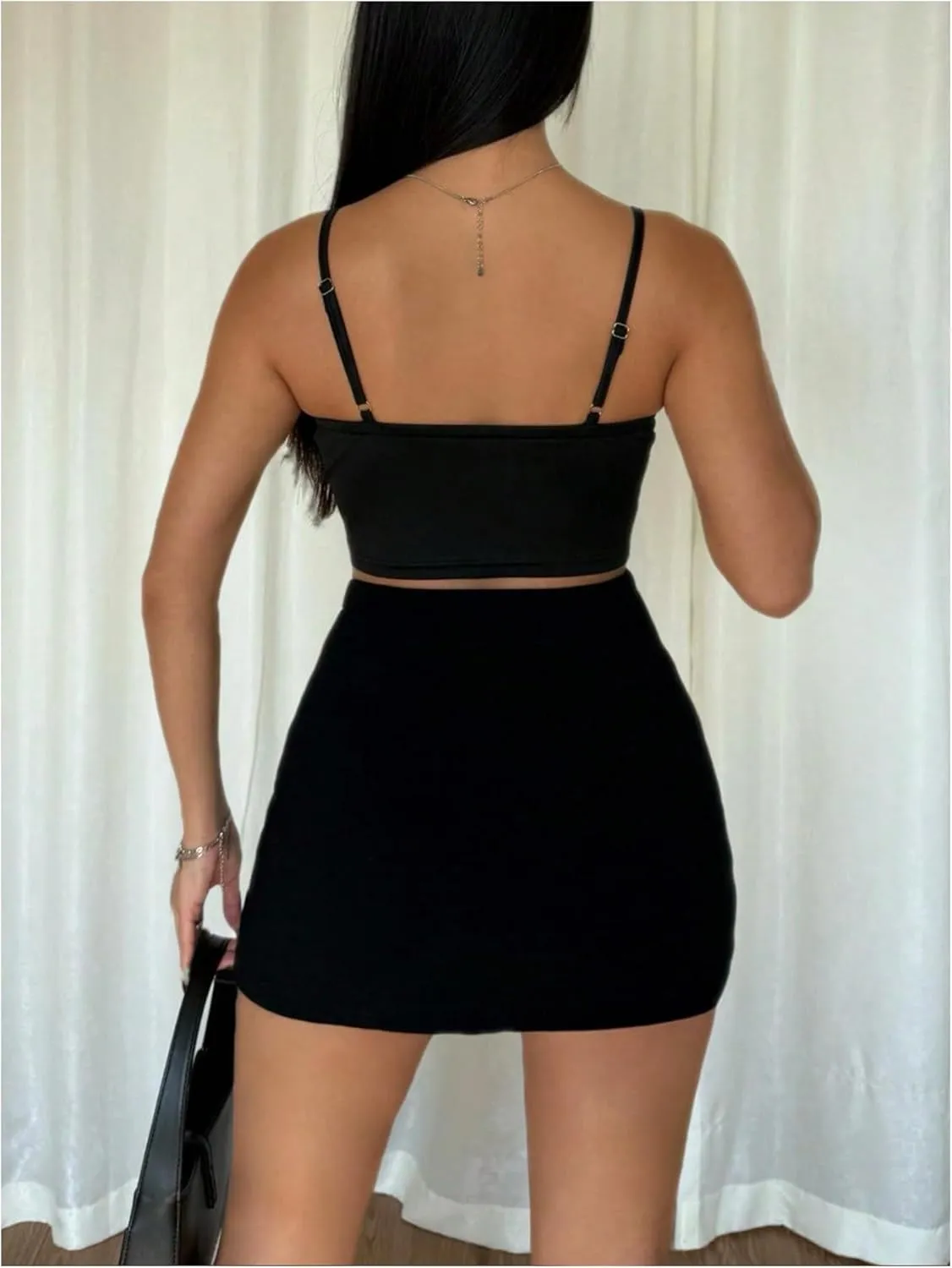 OYOANGLE Women's Rhinestone Sparkly Heart Velvet Cami Top Party Spaghetti Strap Fitted Camisole Crop Tops