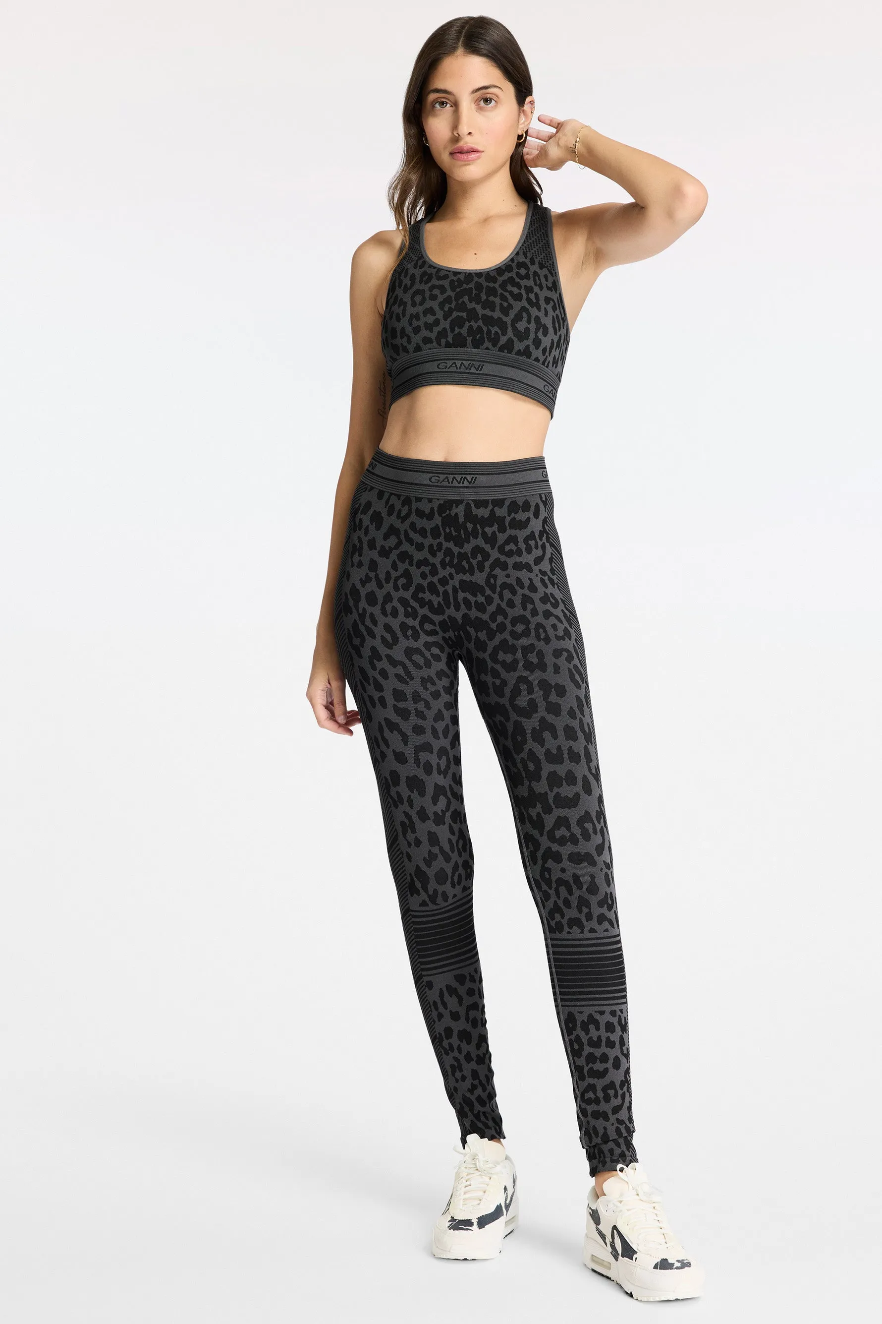 Seamless Jacquard Bra - Black
