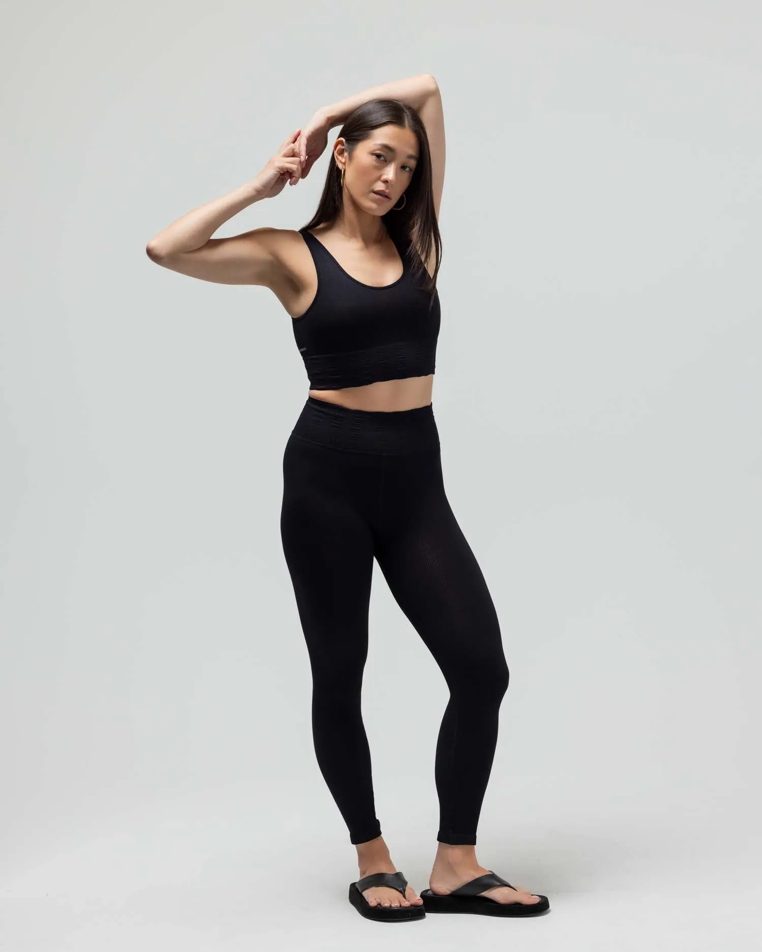 THE V-NECK SPORTS BRA