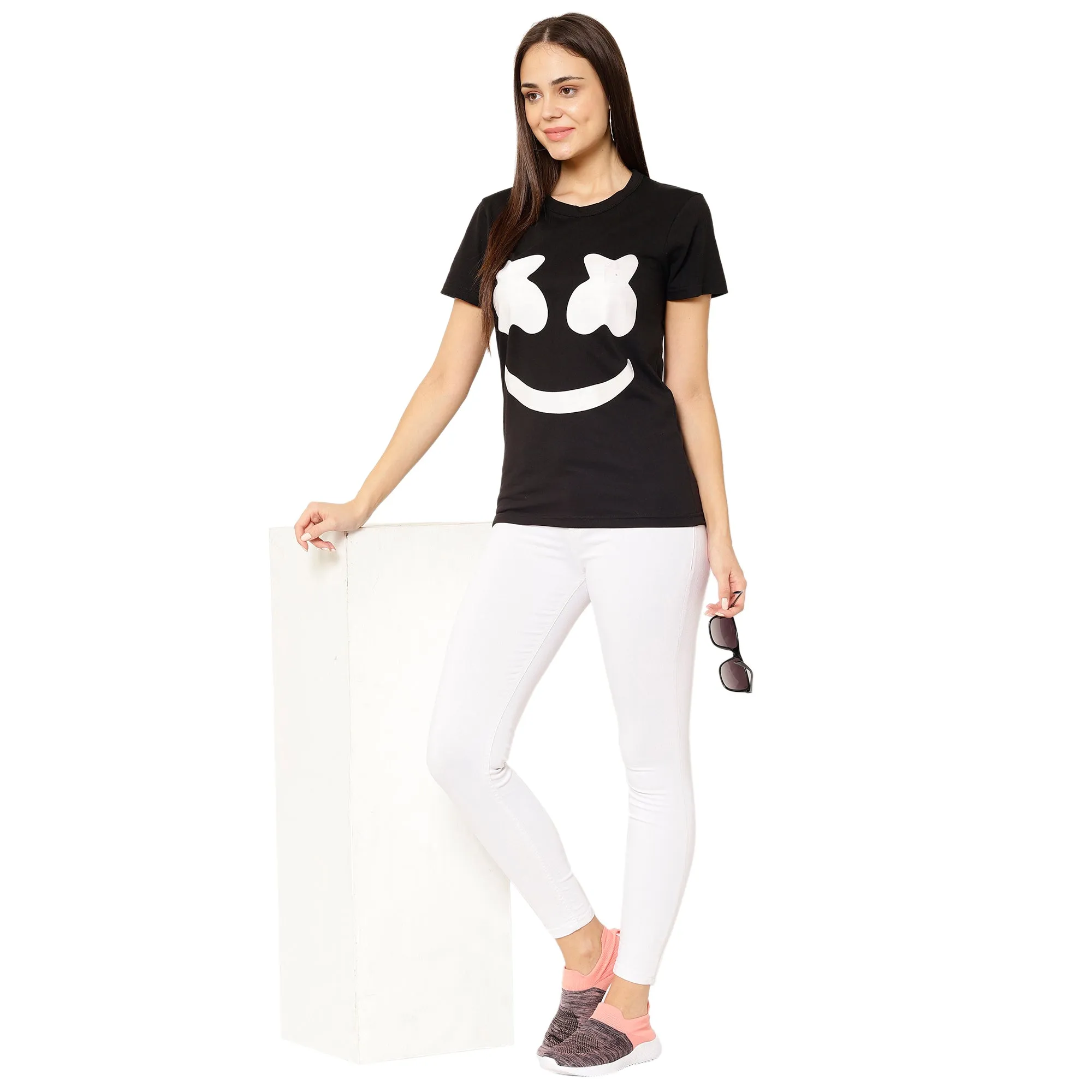 Vimal Jonney Black Color T-shirt For Women
