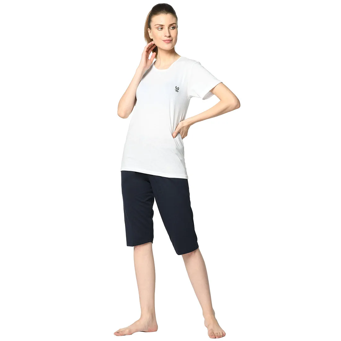 Vimal Jonney Blue 3/4th Capri For Women's